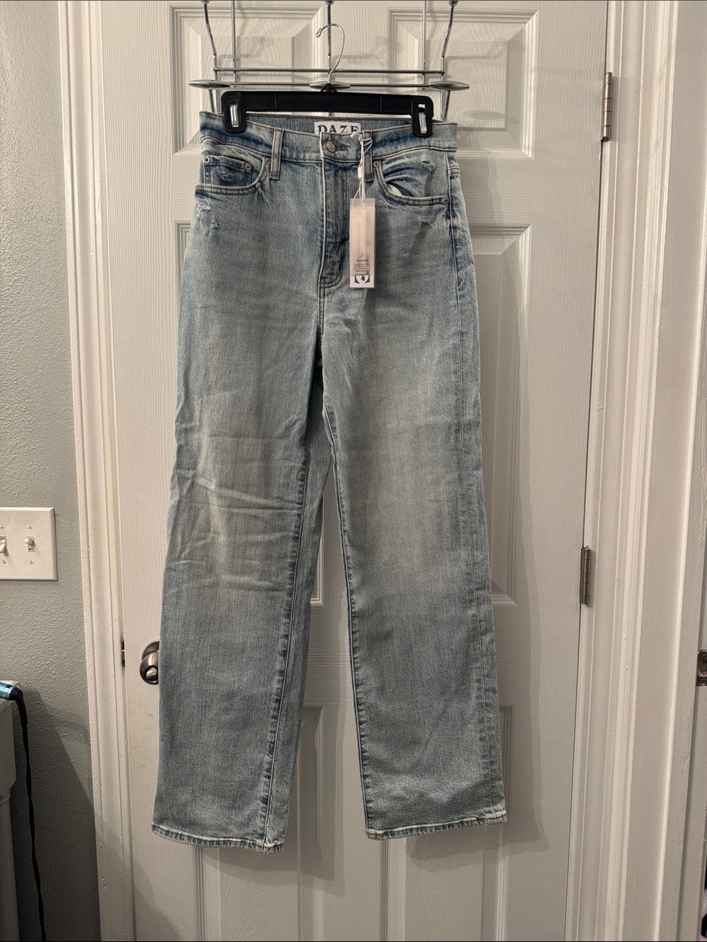 NWT! Daze Denim Off Duty Jean Size 26
